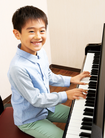 【ヤマハ音楽教室】ジュニアスクールピアノ／エレクトーン