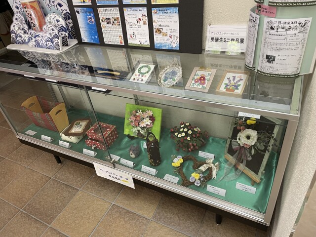 受講生ミニ作品展を開催しています！！