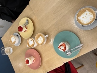 京都二条人気ケーキ店　crème×plus(クレーム×プリュス)にて生クリーム食べ比べ体験