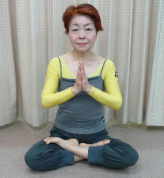 健康ヨーガ