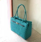 結び編みで広がる紙バンドの世界