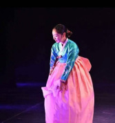 呼吸法から始める　韓国舞踊
