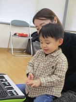 キンダークラス　【2歳児クラス】　　　