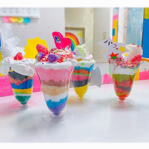 ≪夏休み1日講座≫　「ワクワクからふるパフェ作り」