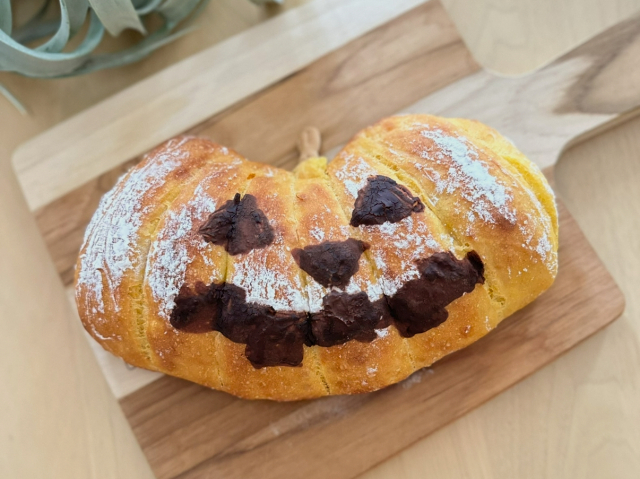 かぼちゃドデカパン作り♪