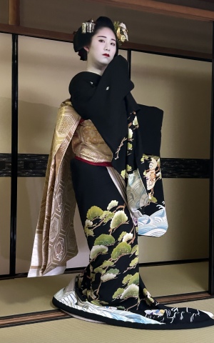 祇園お茶屋で知る　舞妓さんの世界