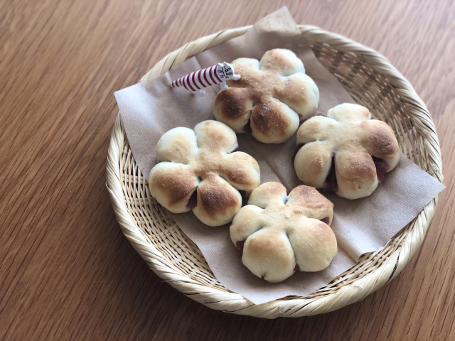 【入会金不要　夏休み特別講座】子どもパン教室　「さくらあんパンを作ろう」