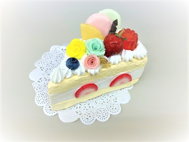 【入会金不要　夏休み特別講座】ケーキ貯金箱を作ろう！！
