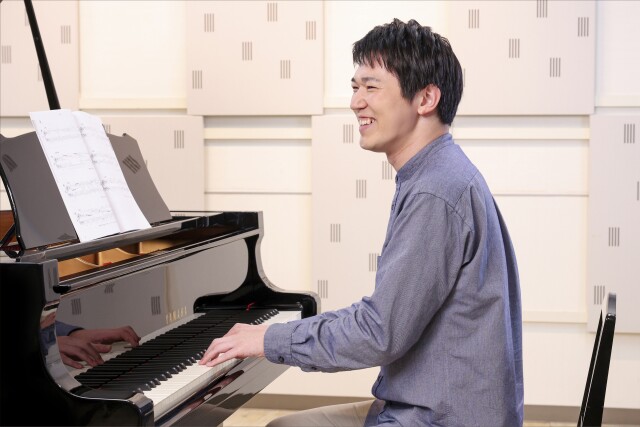 【ヤマハ大人の音楽教室】大人のピアノレッスン／はじめてピアノ