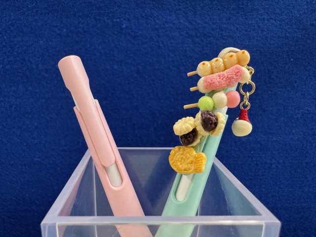 【夏休み】ミニチュアフード　お菓子でペンを可愛く飾ろう!!