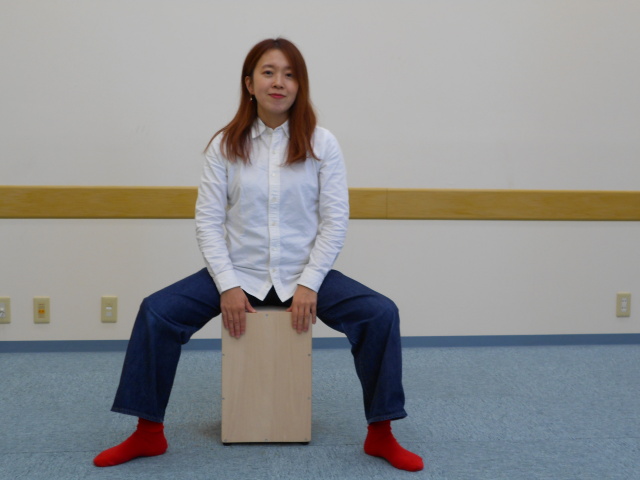 カホンの叩き方教室