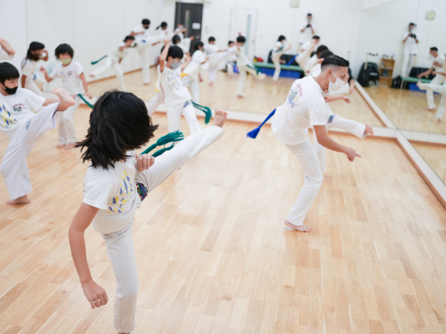 【夏休み講座・入会金不要】カポエイラにチャレンジ！！