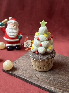 【クリスマス特別講座】フェイクスイーツのクリスマスツリーカップケーキ