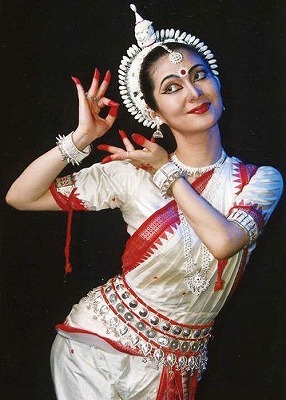 インド舞踊　女神のオーラ