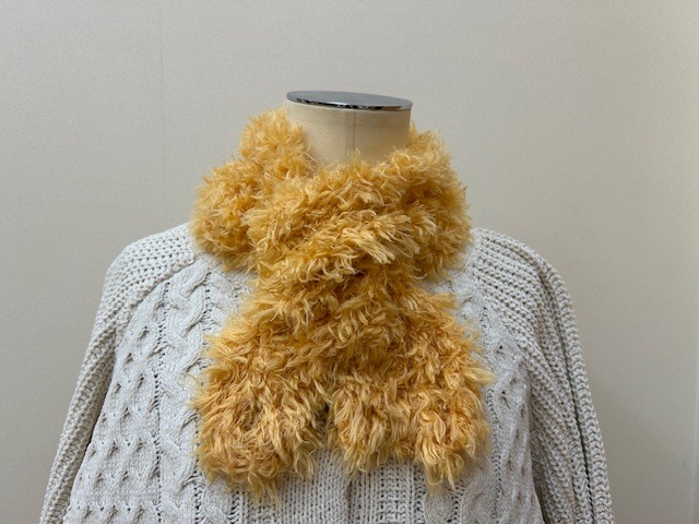 【入会金不要・1日講座】指編みでマフラーを作ろう