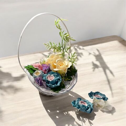 漆喰の花ラコッタのフラワーアレンジメント