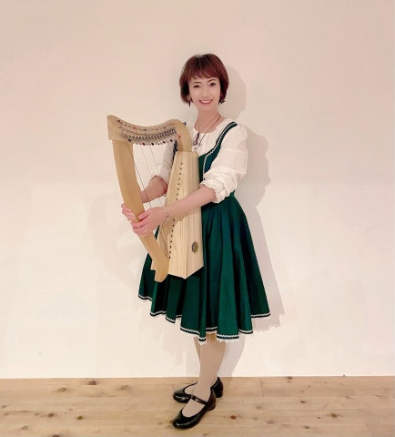 小さなアイリッシュハープを弾こう