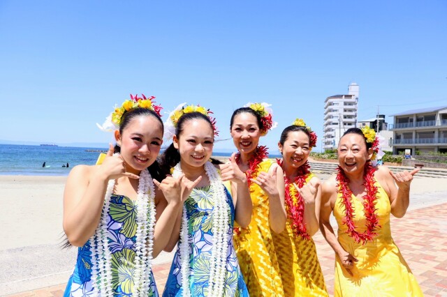 アロマの中で楽しむフラダンス