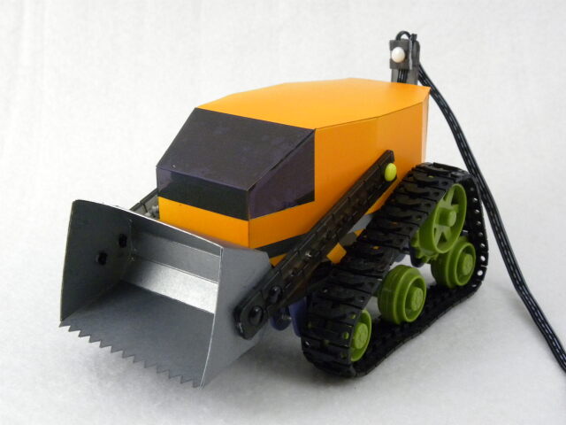 ～有線リモコンで操縦する～キャタピラロボットを作ろう！(入会金不要)