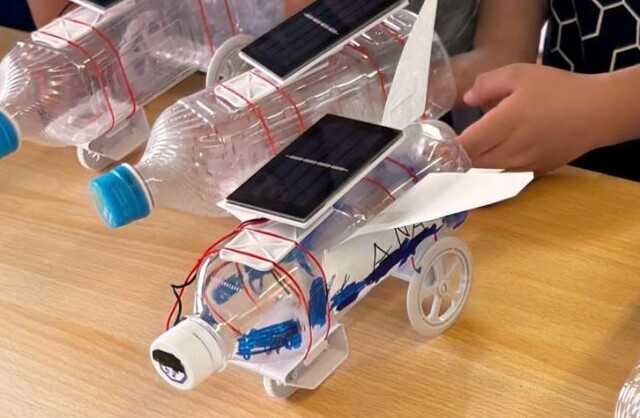やちよ未来エネルギー　科学工作講座　ペットボトルソーラーカー
