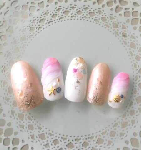 夏の思い出にかわいいネイルチップを作りましょう♪