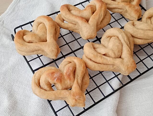 パンで大好きを贈ろう♡　 簡単！ハートパン