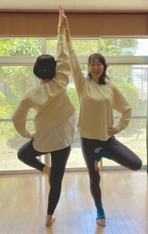 ベーシックヨガ
