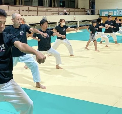 和道空手教室　大人クラス