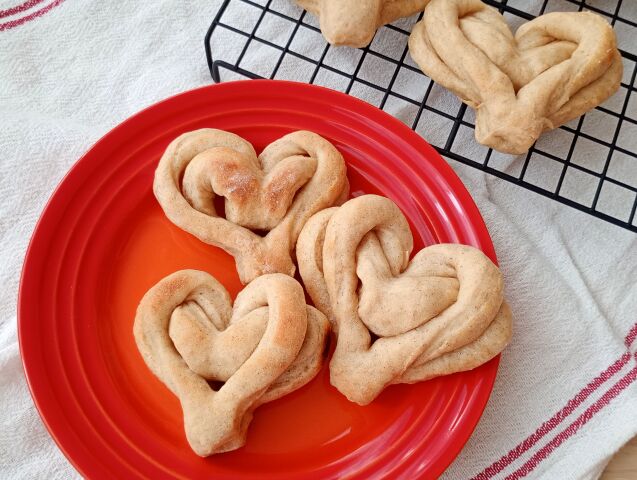 【入会金不要・オンライン講座】　パンで大好きを贈ろう♡　 簡単！ハートパン