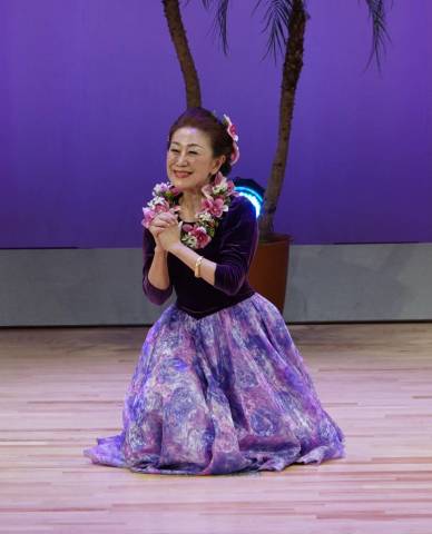 笑顔で踊ろう　ハワイアン・フラ　　日曜日クラス