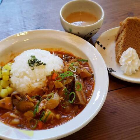 高松ご当地講座「香川県産の食材を使ったカレーライスの食べ比べ」