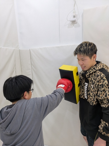 スタートメンバー大募集！開講決定！《NEW》キックボクシング　キッズクラス