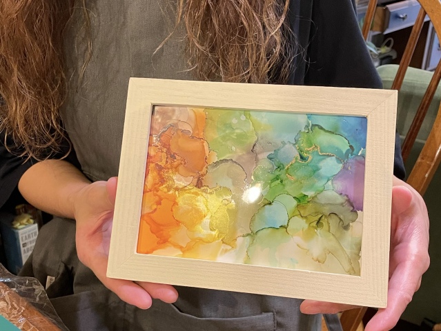 アルコールインクアートの世界へ