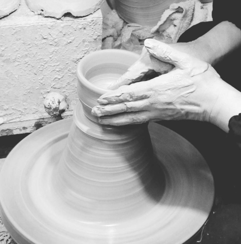 わたしだけの器づくり ～陶芸教室～