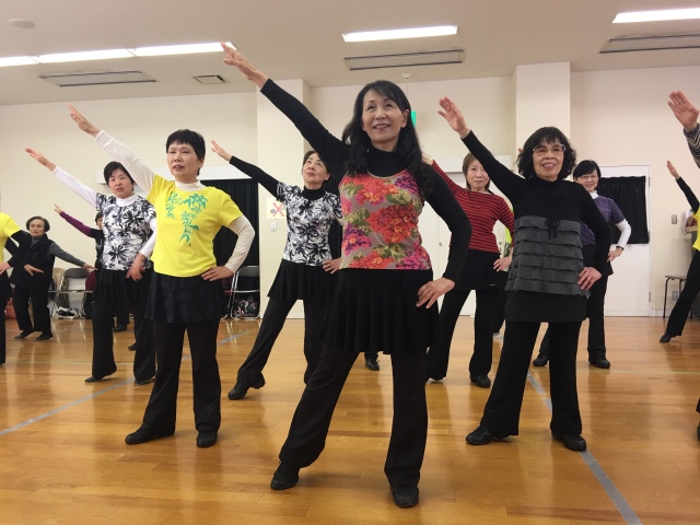 中高年の健康レクダンス