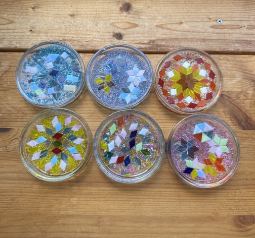 きらめくトルコガラスのコースターづくり