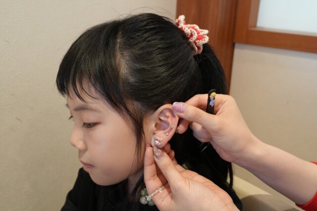 【夏休み1日特別講座】耳ジュエリーシール講座