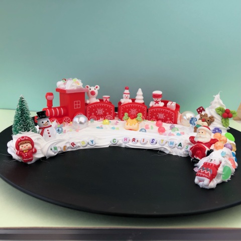 ホイップデコでつくる　『クリスマストレイン』