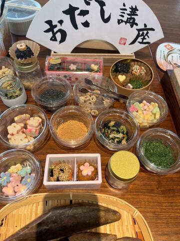 おだし職人になってみよう！親子でかつお節削り体験＆味噌玉づくり