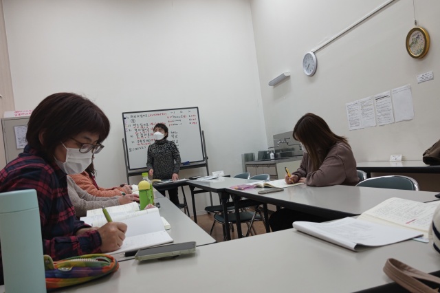 韓国語講座　中級クラス