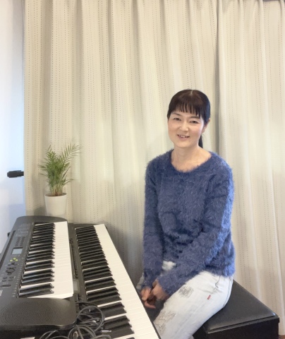 ボイストレーニング・ピアノ・キーボードレッスン♪（金曜教室）