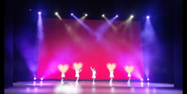 アイドルダンス　