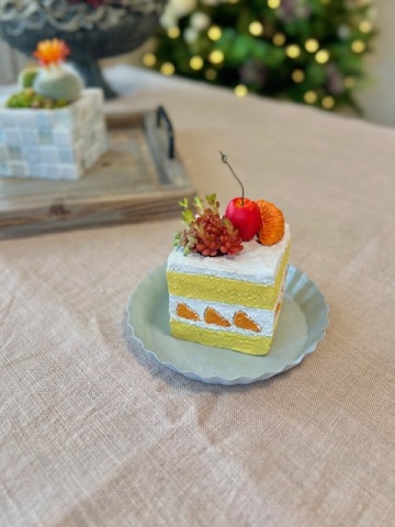 夏休みワークショップ「夏休みモルタルデコ®特別講座～可愛いフルーツケーキを作ろう～」
