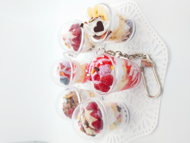 ミニパフェのキーホルダーを作ろう！