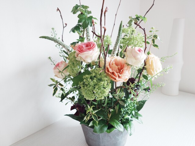 パリスタイルで楽しむフラワーアレンジメント