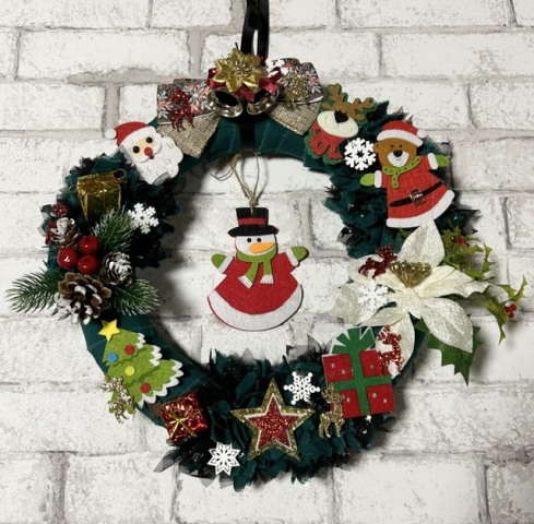 楽しいクリスマスリース作り