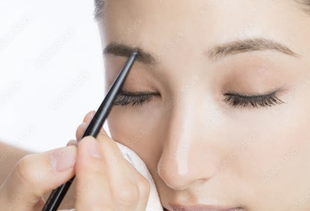 眉から始まる 大人の似合わせメイクレッスン(個人レッスン)