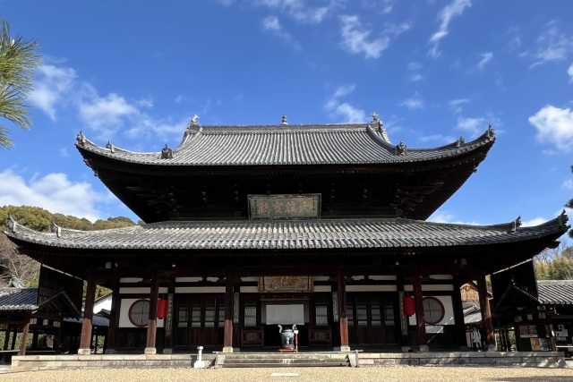 【ご当地講座】黄檗宗大本山 萬福寺で特別拝観・写経体験・普茶弁当を味わう