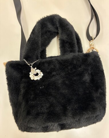 『オートクチュール刺繍＆ビーズステッチアクセサリー』受講生作品（11/27）