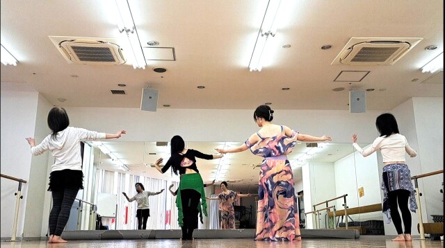 ご入会金無しでご受講【からだが整うベリーダンス】